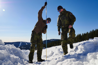 Strakoničtí vojáci a záložníci z Ostravy trénovali pohyb v horském terénu i záchranu osob 