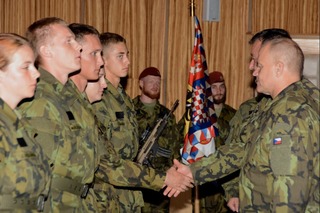 Vyškovští slavnostně vyřadili dalších 355 úspěšných absolventů kurzu základní přípravy 