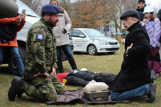 Vojenská technika, práce psovodů nebo základy zdravovědy. I to byla letošní Palestra Kbelská desítka