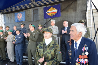 Slavnostní slib na vojenské škole v Moravské Třebové složilo 103 studentů prvních ročníků