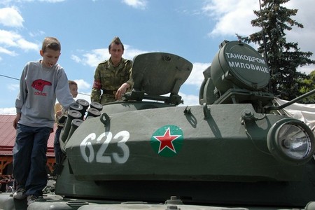 Children were extremely interested in military equipment of that time