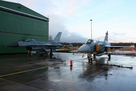 Danish F-16 Falcon and Czech SAAB 39 Gripen 