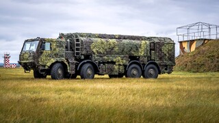 VOP CZ dokončuje dodávku cisteren pro armádu, každá pojme přes 16 tisíc litrů paliva