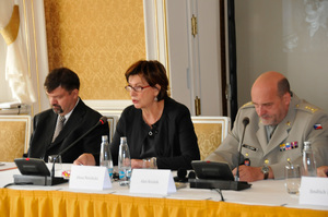 Náměstkyně Netolická zahájila závěrečnou část mezinárodní konference VHÚ k první světové válce