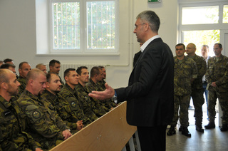 Ministr obrany Metnar a generál Opata zavítali k elitním útvarům armády, které sídlí v Prostějově