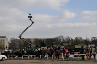 Ministr obrany Lubomír Metnar zahájil na Letenské pláni oslavy 100 let samostatného Československa