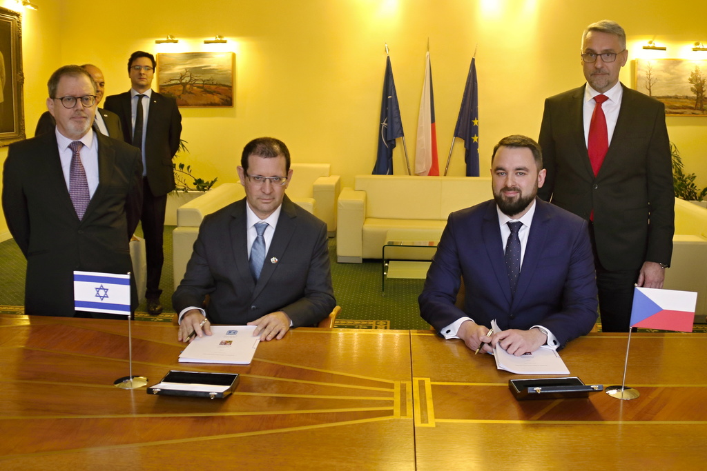 The Czech-Israeli government-to-government contract for the acquisition of eight units of 3D mobile air defence radars (MADR) was signed by Deputy Minister for Armaments and Acquisition Filip Říha and Brigadier General (Retired) Yair Kulas, Director of SIBAT, the International Defence Cooperation Directorate of the Israel Ministry of Defence.