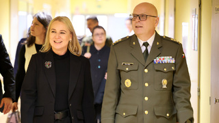 Ministryně obrany navštívila Vojenskou nemocnici v Brně