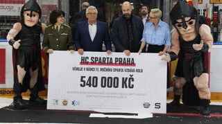 I letos Sparta přispěla do Vojenského fondu solidarity