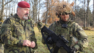 Generál Opata se setkal s vojáky na cvičení v Boleticích