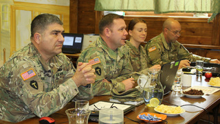 Jak štáby plánují a rozhodují? Kurz pro ženisty připravili Američané