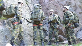 Vojenské lezení otestovalo fyzickou i psychickou odolnost záložníků z jižní Moravy