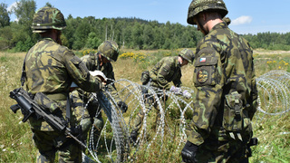 Střelbu z ručního protitankového granátometu si poprvé vyzkoušeli ženisté 152. ženijního praporu