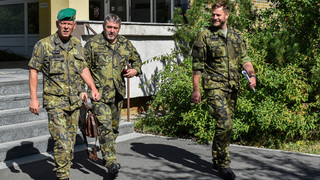 Generál Opata navštívil ženisty. Ti letos opět pokračují v očistě Brd