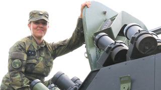 Poklidnou práci v bance vyměnila za volant Panduru 