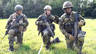 Jak přesvědčit vojáky k boji? U velitele je nejdůležitější autorita