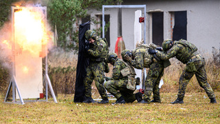 Násilné vstupy do objektů – novinka příštího roku ve výcviku armády
