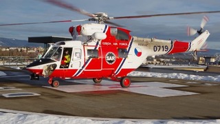 S přepravou pacientů s covidem pomáhá i armádní Sokol W-3A