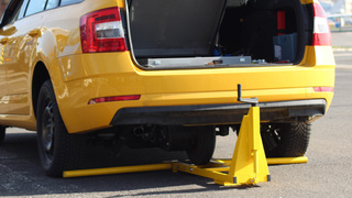 Armáda má nová speciální auta, která měří stav přistávacích drah