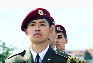 Voják Čestné stráže Trung Hieu Mai: Rád bych vybudoval most mezi českým a vietnamským světem