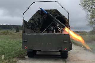 Minový vrhač zamíří s ženisty do Lotyšska