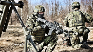 Příprava na africkou misi, střelba z minometů, výcvik záložníků. Hraničtí měli minulý týden napilno