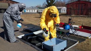 Pyrotechnici likvidovali výbušniny společně s chemiky 