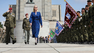 Vojáci slaví Den ozbrojených sil, šéfové Armády ČR a Vojenské policie předali funkce nástupcům