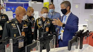 Úspěšná prezentace českých podniků obranného průmyslu na veletrhu Defence and Security 2022