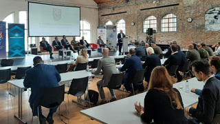 Vyzbrojování v době krizí. Tak zní podtitul 4. vyzbrojovací konference v Ostravě