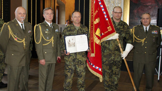 Pěší rota aktivní zálohy při pražském KVV nese nově čestný název po hrdinovi Pražského povstání