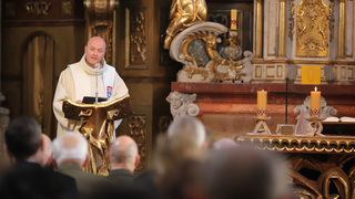 Na válečné veterány vzpomínali v Praze při ekumenické bohoslužbě 