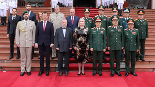 Hlavním tématem návštěvy ministryně obrany ve Vietnamu byla podpora exportu