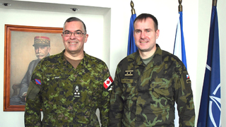 Generál Řehka jednal s kanadským generálem Paulem