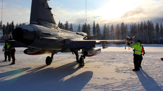 Piloti gripenů absolvovali střelby ve Švédsku, cíl zasáhli pokaždé