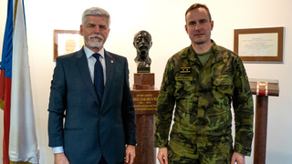 Prezident republiky Petr Pavel zavítal na velení armády 