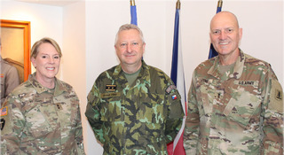 Generál Zůna jednal s představiteli Texaské a Nebraské národní gardy o výměně zkušeností