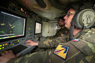 Strakoničtí vojáci se připravují na přezbrojení. Na Doupově cvičili novou taktiku