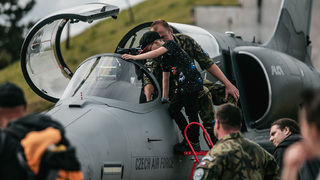 Aviatická pouť přilákala i přes nepřízeň počasí davy návštěvníků