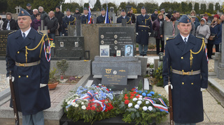 Poslední rozloučení s válečným hrdinou brigádním generálem Liškutínem