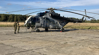 Vrtulníková jednotka z Náměště nad Oslavou dorazila na východ Polska