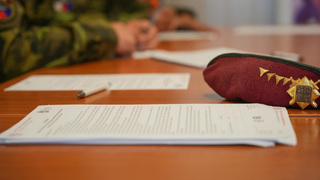 Po osmi letech v registru kostní dřeně pomůže výsadkář z Chrudimi nemocnému