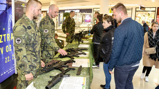 Čtvrtý ročník akce Army den přichystal program pro celou rodinu
