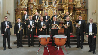 Ústřední hudba slaví 70. Její hudba rozechvívá lidská srdce i opravdové mosty