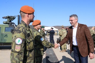 Ministr obrany Lubomír Metnar navštívil cvičení Cooperative Security v Maďarsku