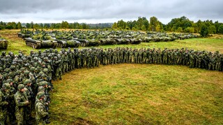 Na obranu půjdou v roce 2024 dvě procenta HDP. Sněmovna schválila státní rozpočet ČR