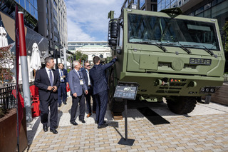 Na veletrhu AUSA se představily i české firmy