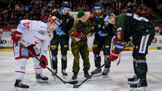 Olomoučtí kohouti a hraničtí vojáci slaví rok partnerství