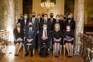 Family portrait of President Zeman and PM Fiala’s Government