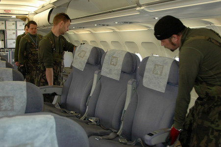 Removing of aircraft seats